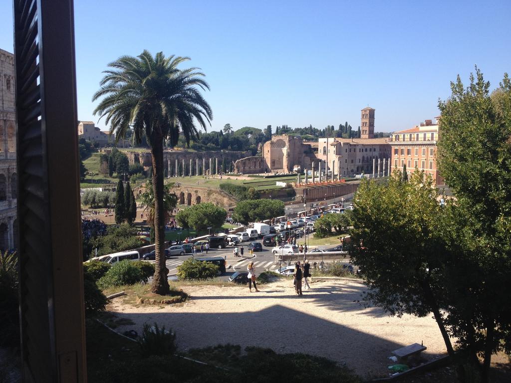 Romance Al Colosseo Room photo