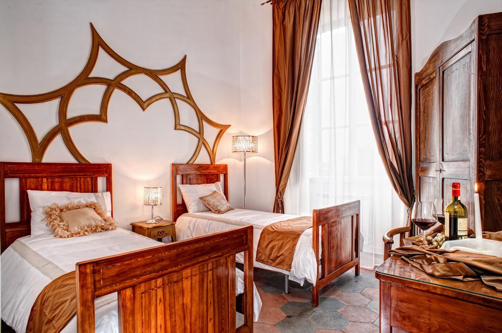 Romance Al Colosseo Room photo